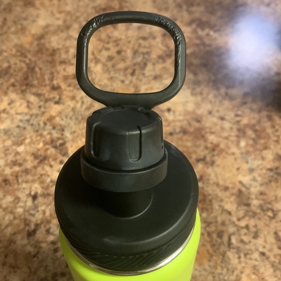 Lululemon water bottle - Picture 4 of 8